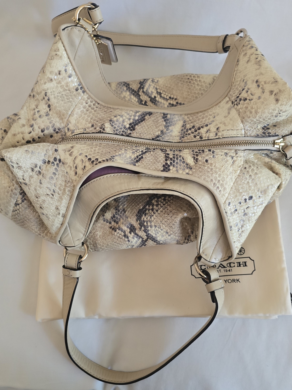 Authentic Coach Madison Maggie Shoulder Bag in Metallic Embossed Python Leather - Picture 6 of 9